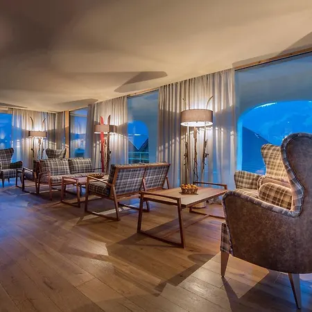 Moelgg Dolomites Residence-3
